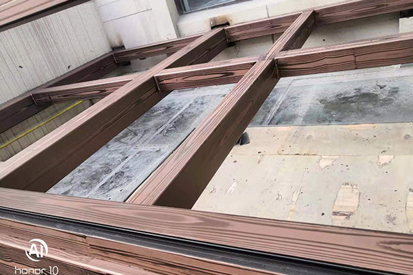 安徽合肥蜀山區(qū)保利西山林語鋼構(gòu)陽光房仿木紋漆施工項(xiàng)目